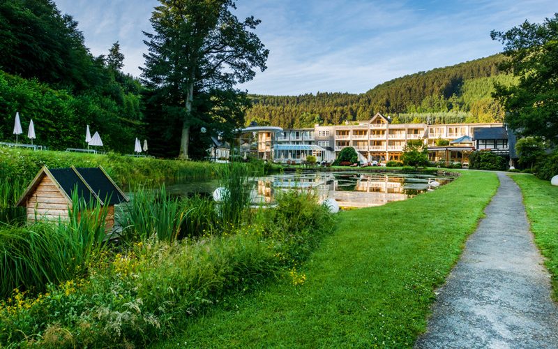 Urlaub im Sauerland: Park im Hotel Deimann